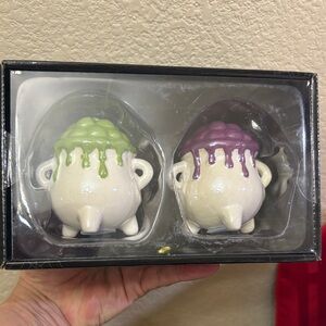 Collectible Spooky Hollow Cauldron Salt and Pepper Shakers